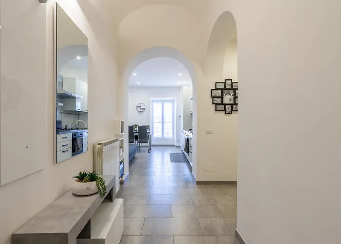 La Stella Di San Lorenzo, A 2 Passi Da Metro A & B * Rome