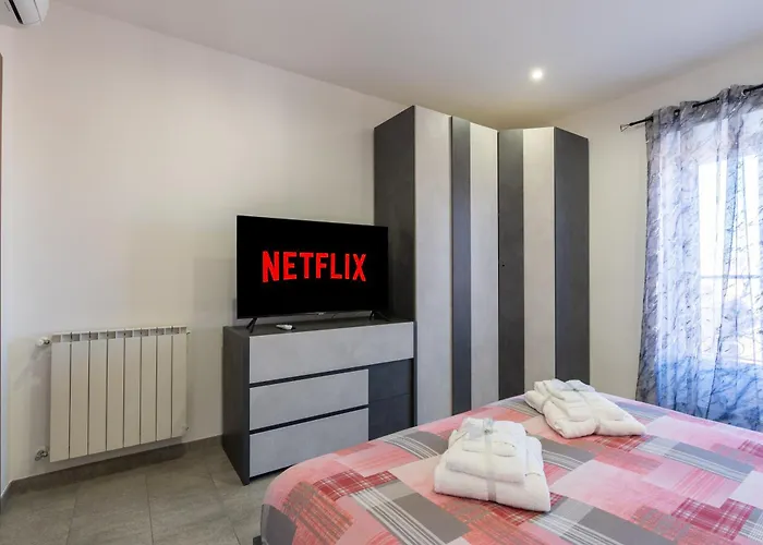 Appartement La Stella Di San Lorenzo, A 2 Passi Da Metro A & B